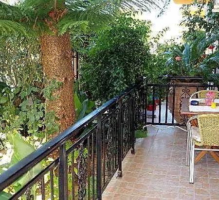 Hotel Nefeli